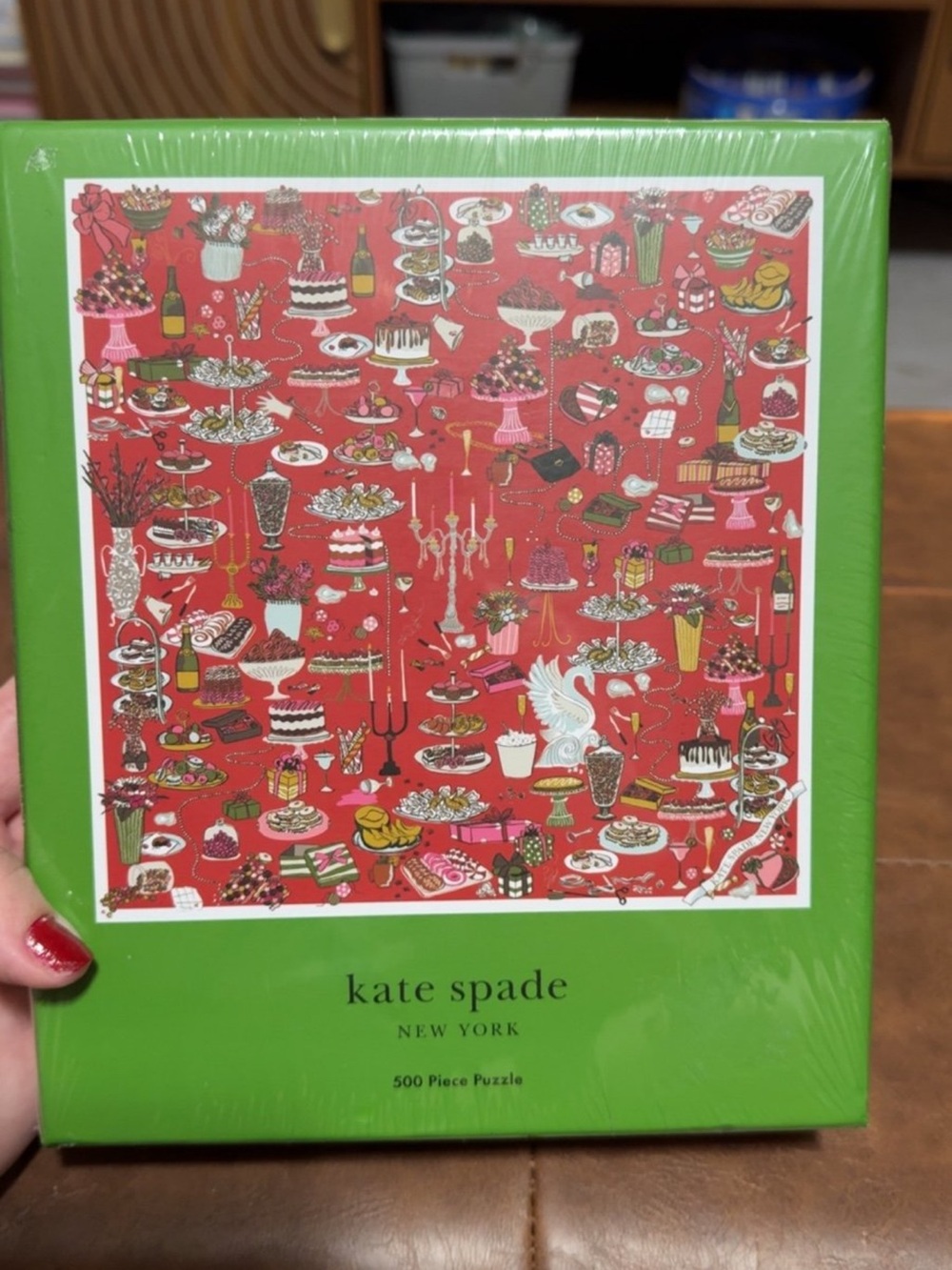 kate spade Red & Green Holiday 500-Piece Puzzle